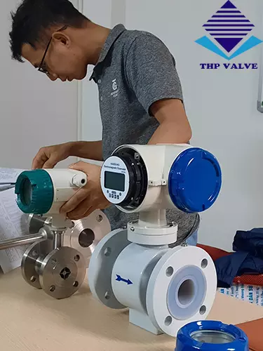 Đồng hồ đo nước điện tử hàn quốc