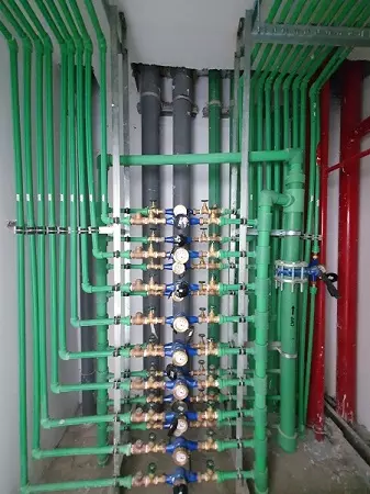 Đông hồ nước quay ngược