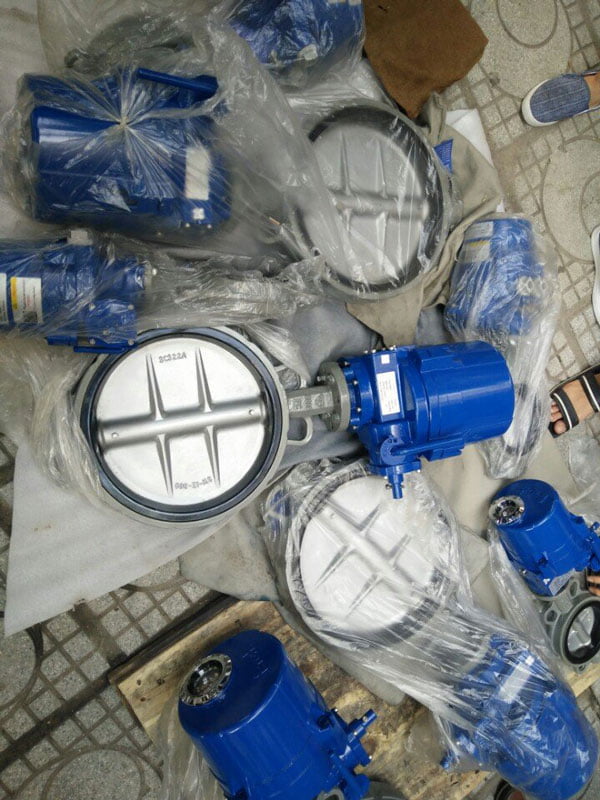 van-buom-dieu-khien-dien-kho van-buom-dieu-khien-dien-kho