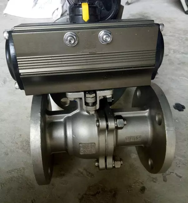 van_bi_lap_bich_khi_nen