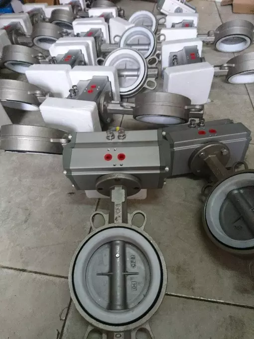 van bướm điều khiển khí nén Haitima