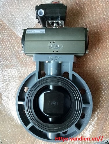 van bướm nhựa điều khiển